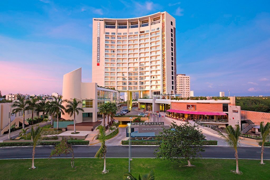 ‪Krystal Urban Cancun Centro‬، فندق في كانكون