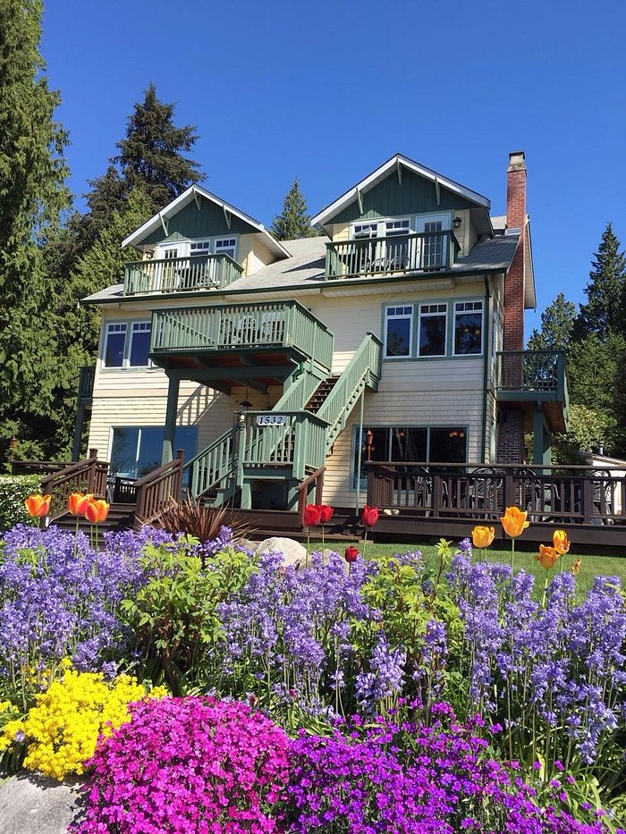 The Bonniebrook Lodge Roberts Creek Canada