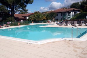 Piscina y playa