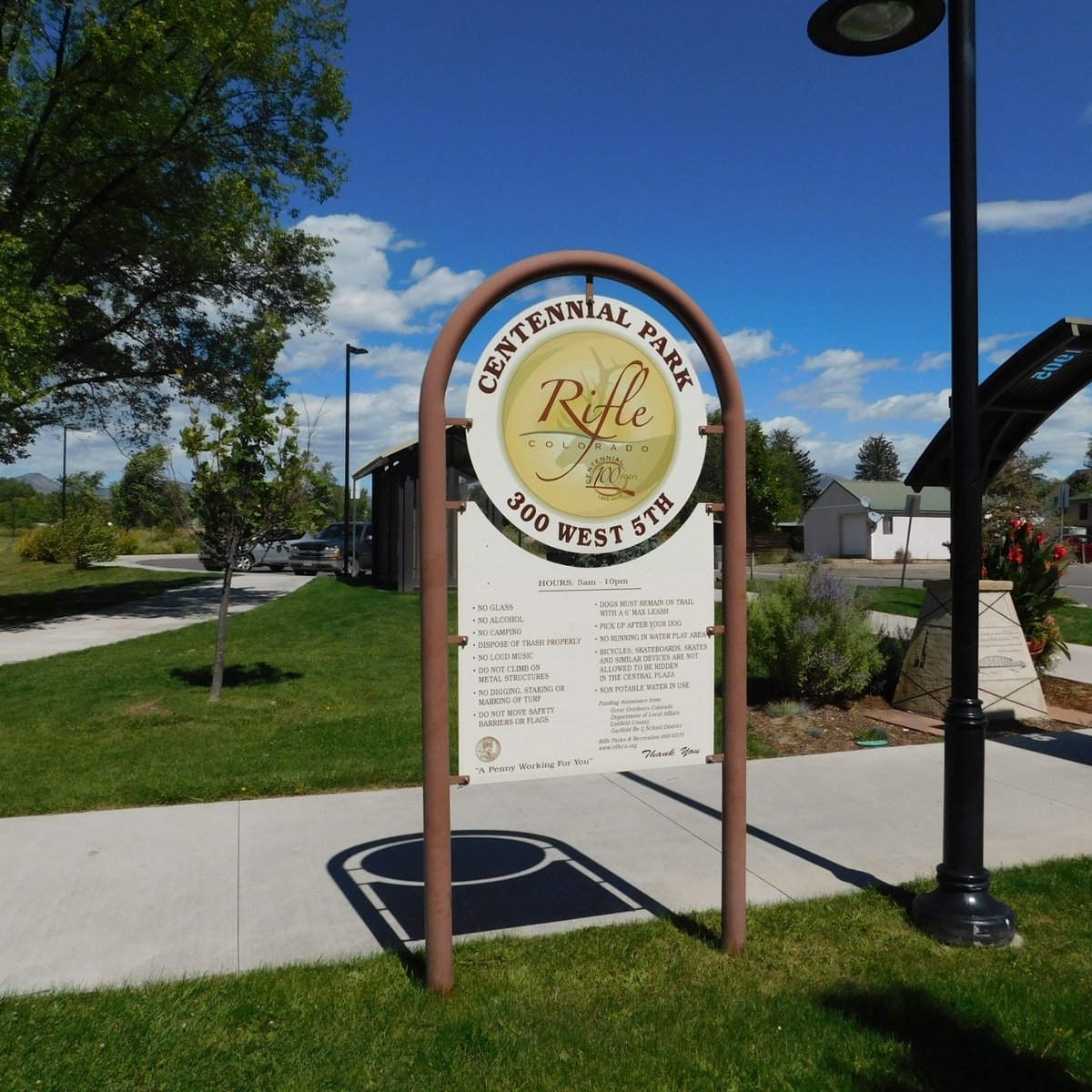 se permiten perros en los parques estatales de colorado