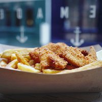 Chicken nuggets homemade, by Johana's FISH & CHIPS.