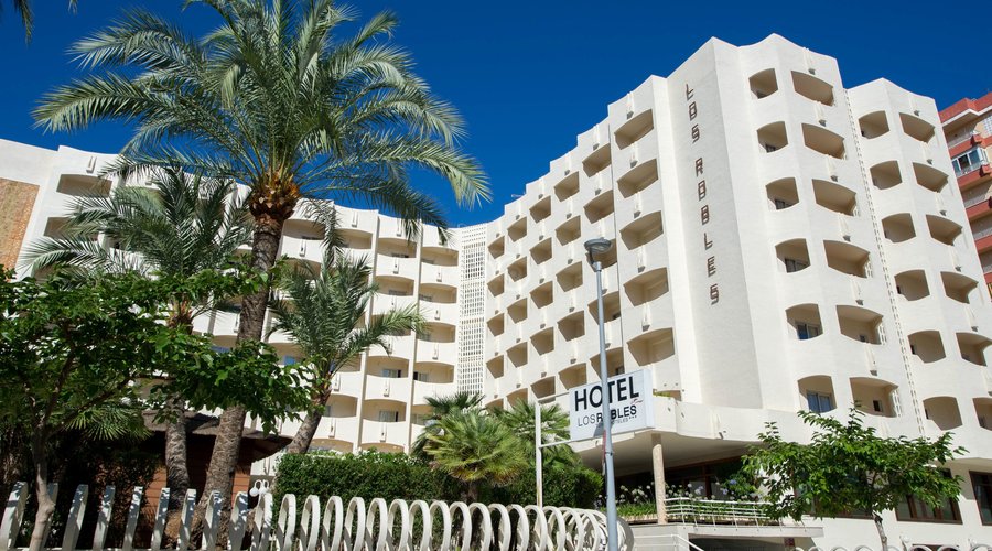 The Hotel Los Robles