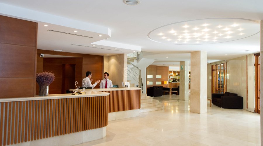 Front Desk at the Hotel Los Robles