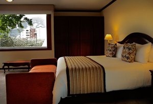 Room & Suite