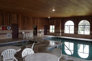 Pool & Beach