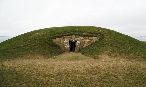The Mound of Hostages