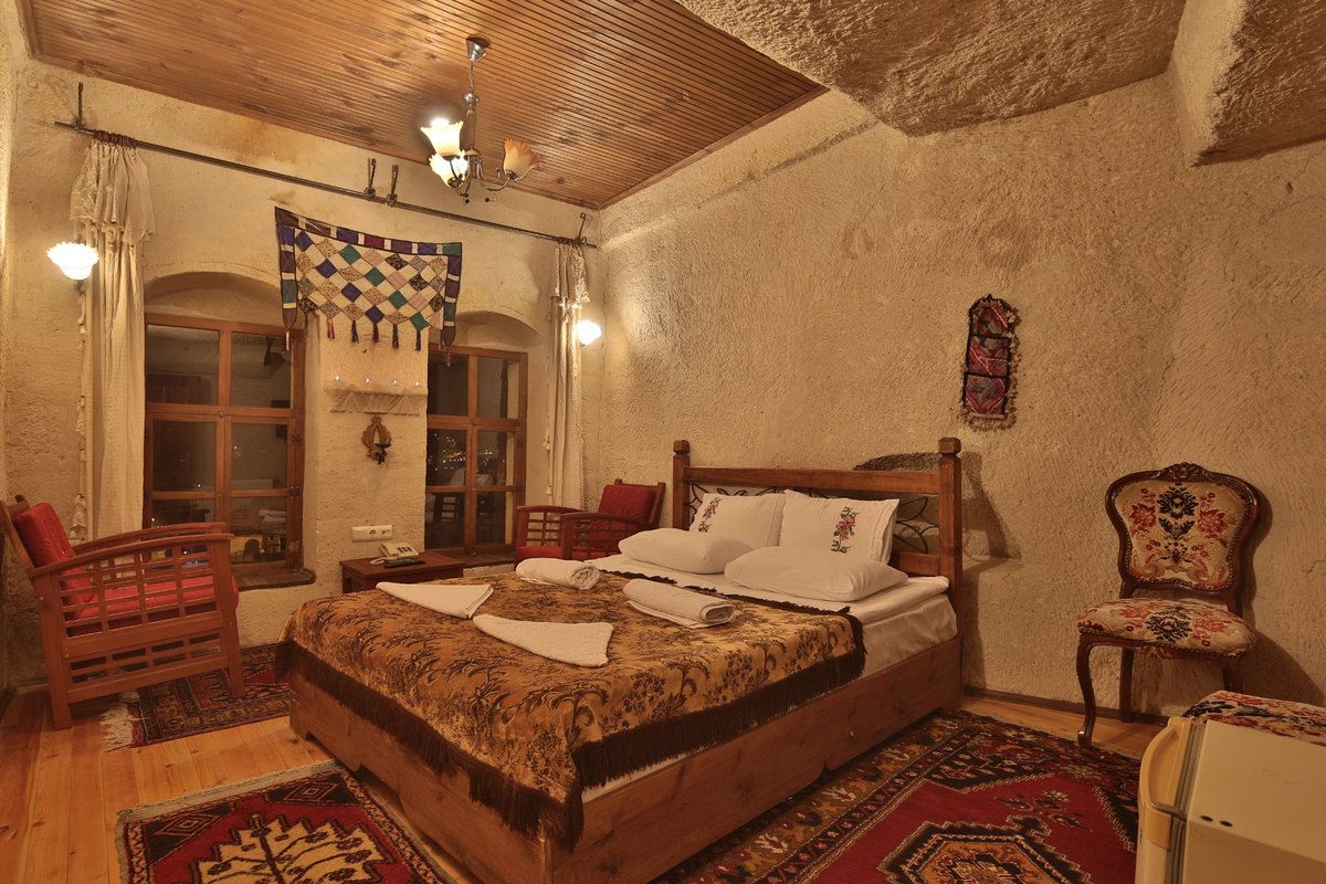 Sunset Cave Hotel Rooms: Pictures & Reviews - Tripadvisor