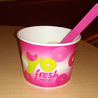 Bright cups and spoons for fresh flavors!