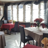 Les Gourmets