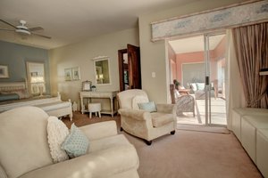 Room & Suite