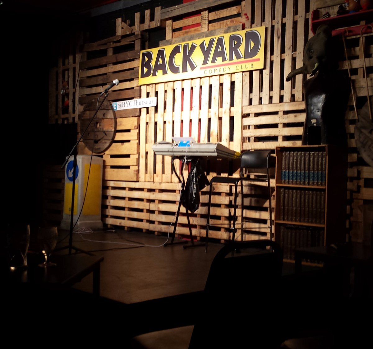BACKYARD COMEDY CLUB (London) - All You Need to Know BEFORE You Go