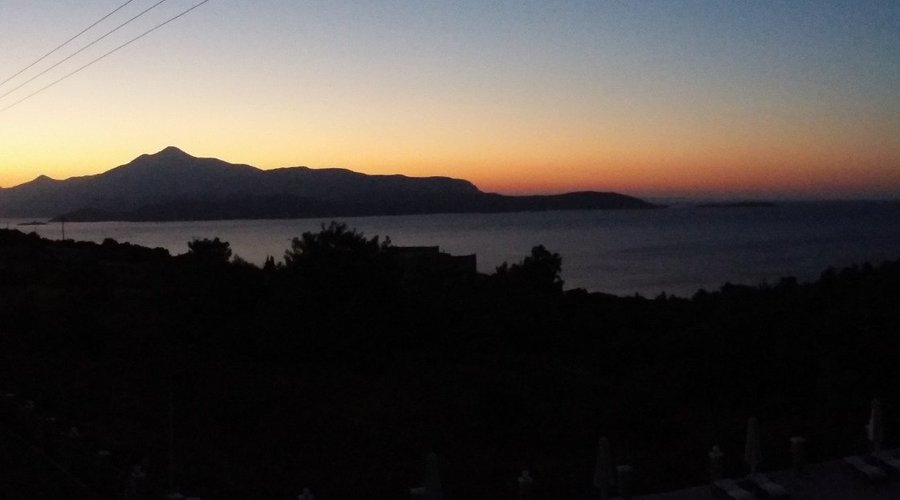 Sonnenaufgang - Blick vom Balkon