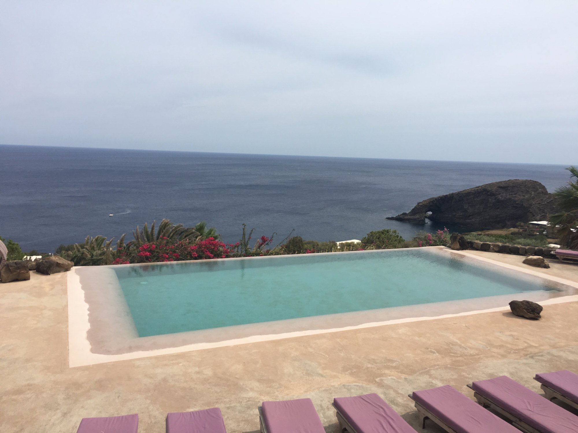 CLUB LEVANTE - Hotel Reviews (Pantelleria, Italy)