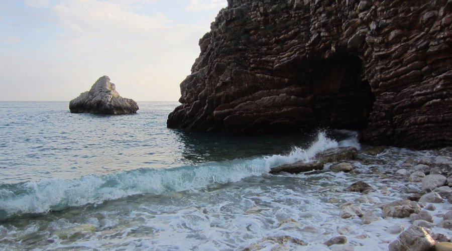 Море волнуется