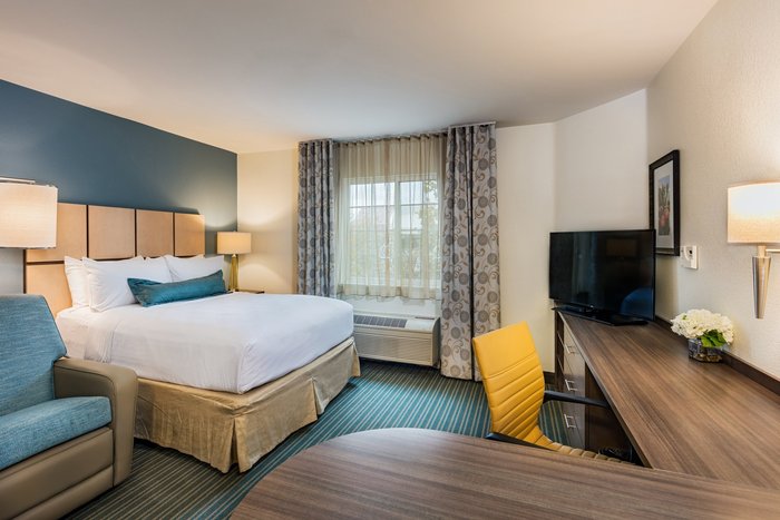 Candlewood Suites Anaheim - Resort Area, an IHG Hotel Rooms: Pictures ...