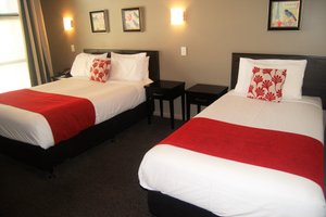 Room & Suite