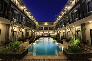 ILLIRA Lite Hotel Praya in Lombok, image may contain: Villa, Hotel, Resort, Pool