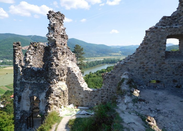 Pohľad na údolie rieky Hron