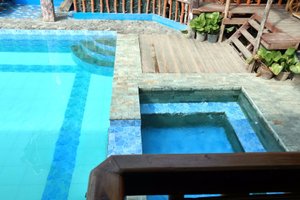 Pool & Beach