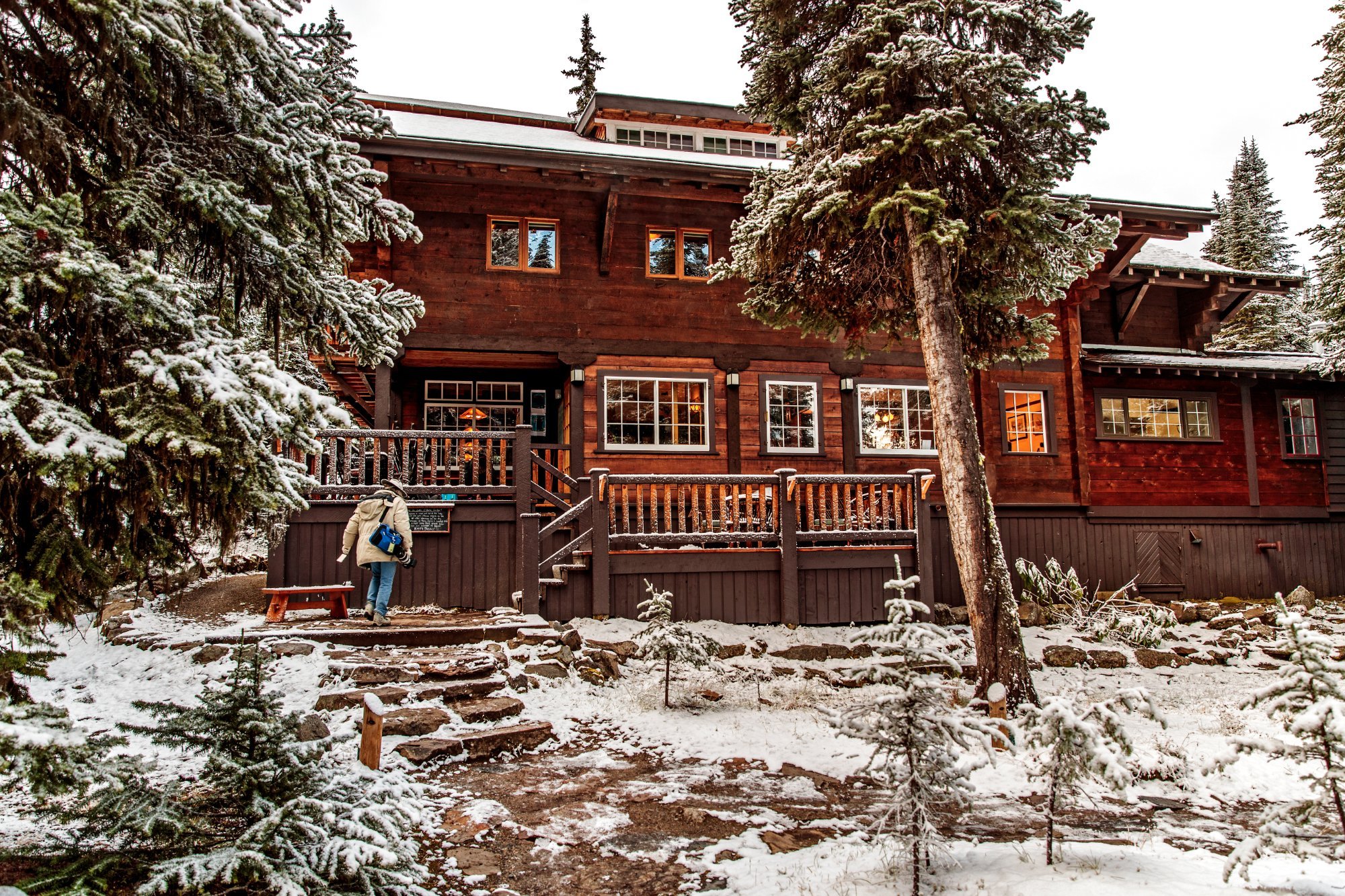 Lake O'Hara Lodge by null