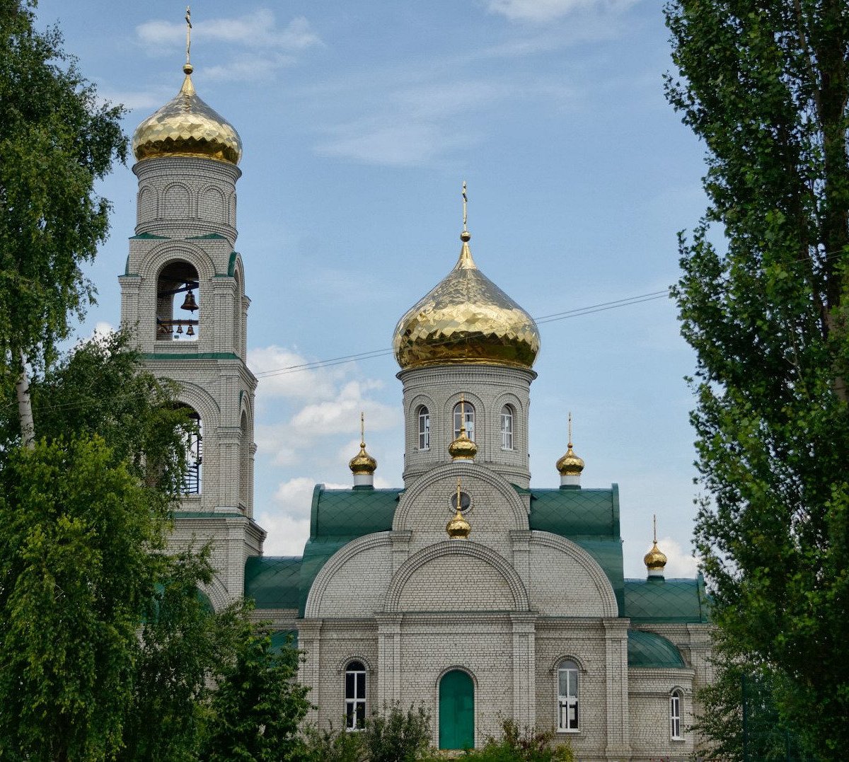 Луговослободской сельсовет. Храм в Добринке Липецкой области. Никольский храм Добринка. Никольский храм в Добринке Липецкой.