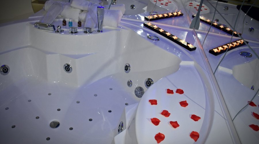 suite paradiso con vasca idromassaggio