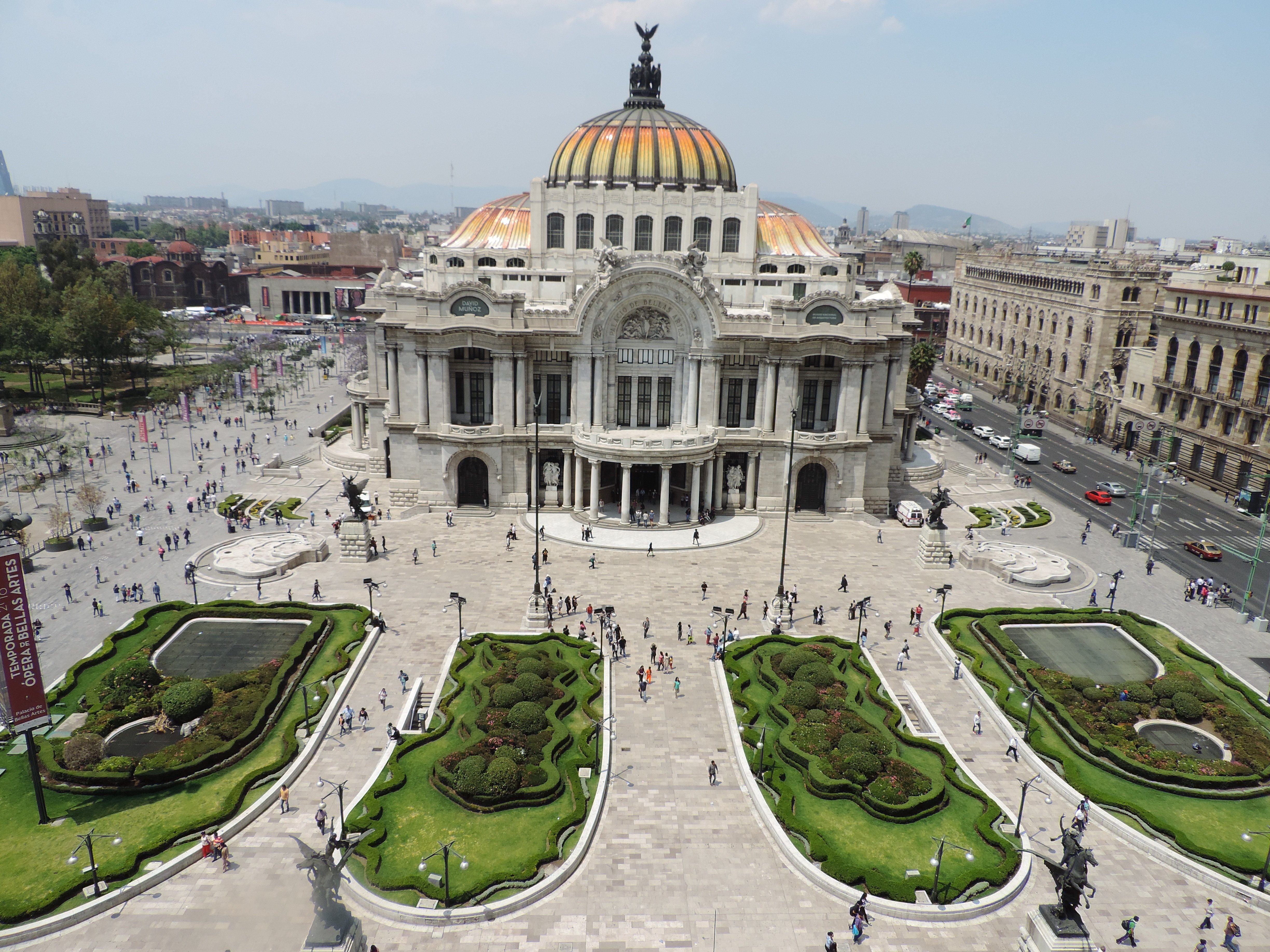 Palacio Nacional De Bellas Artes