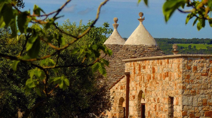 Camere rustiche e trulli