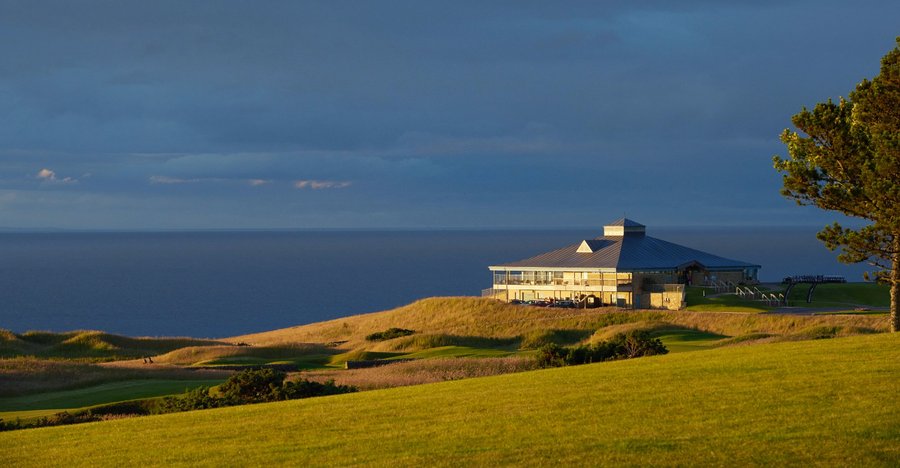 Clubhouse and St Andrews Bar & Grill