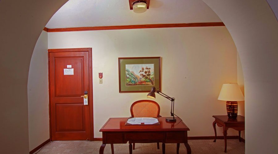 Escritorio Junior Suite