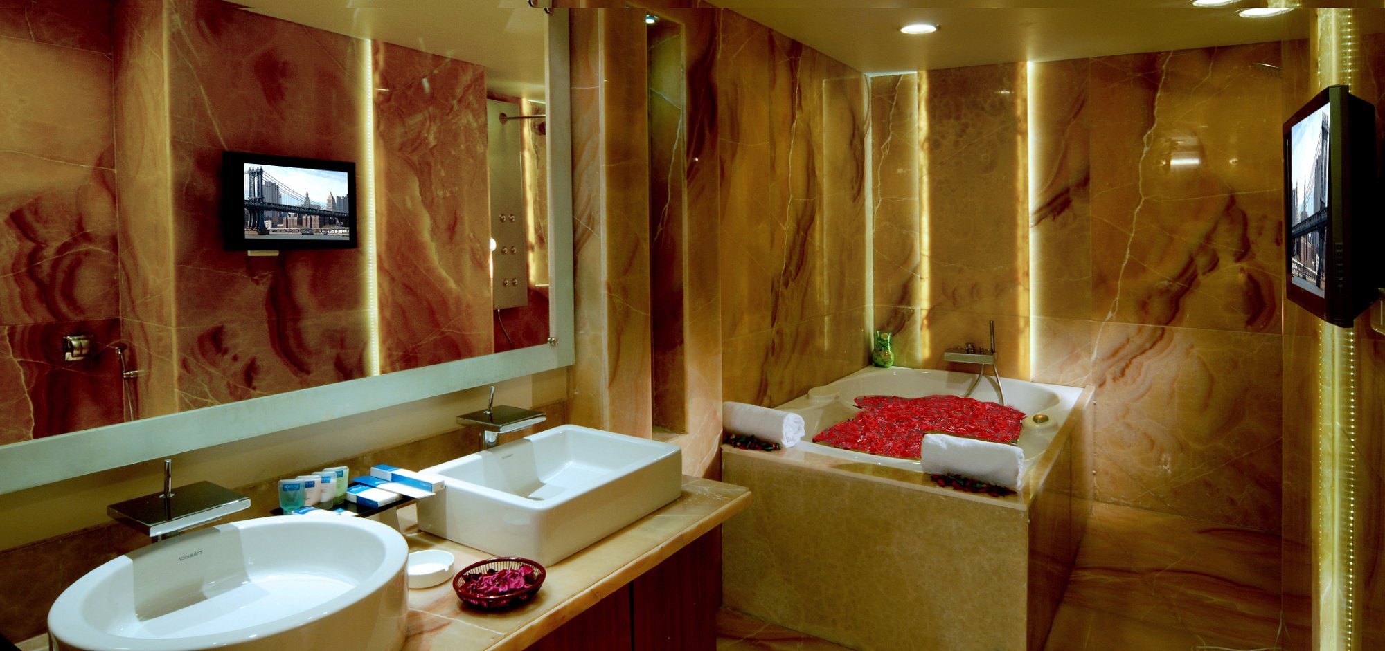 Hotel photo 2 of Fortune Select Exotica Navi Mumbai.