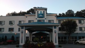 Best Western Gwinnett Center Hotel in Duluth, image may contain: Hotel, Inn, Car, Villa