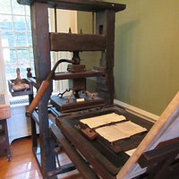 Printing press at Mackenzie Printery & Newspaper Museum