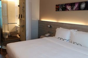 Room & Suite