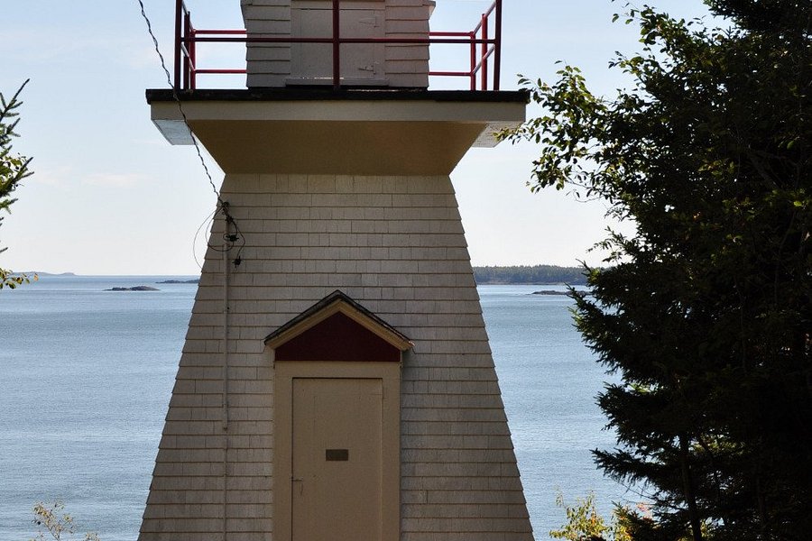 Leonardville Lighthouse image