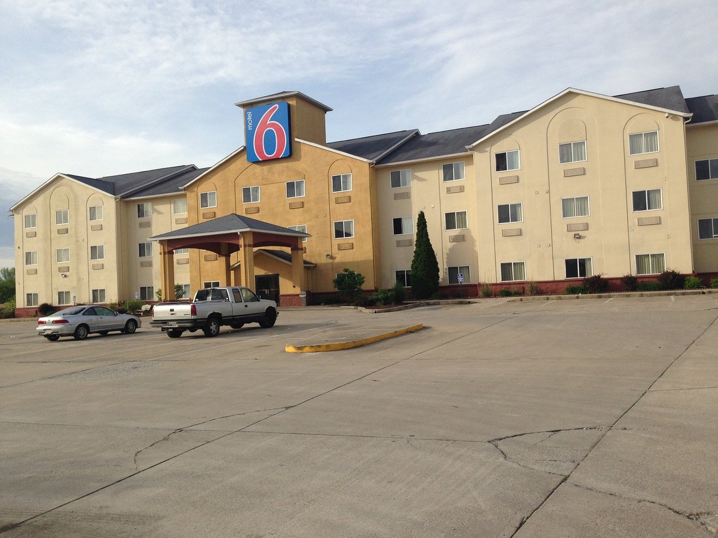 MOTEL 6 INDIANAPOLIS, IN - SOUTHPORT - Updated 2023 Prices