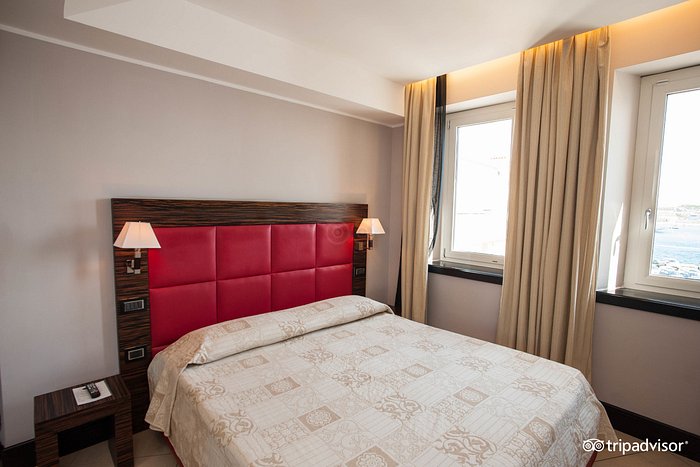 Hotel Excelsior Rooms: Pictures & Reviews - Tripadvisor