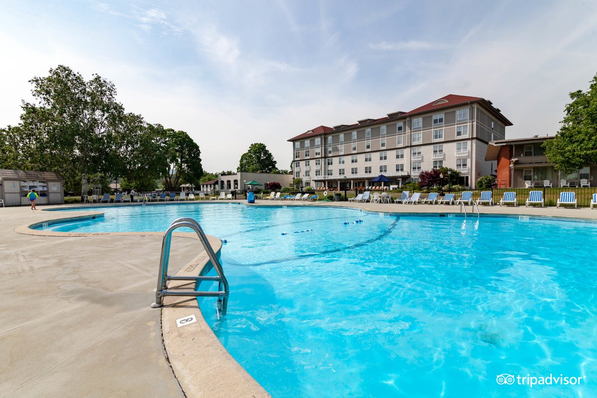 hotels in albany oregon with indoor pool