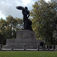 Wellington Monument