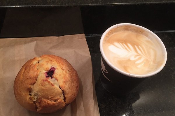 https://dynamic-media-cdn.tripadvisor.com/media/photo-o/0d/3d/b6/48/muffin-with-coffee.jpg?w=600&h=400&s=1