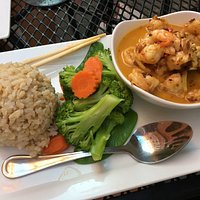 Grilled shrimp spring roll, yellow curry gulf shrimp (both exceptional) & grilled shrimp bahn mi