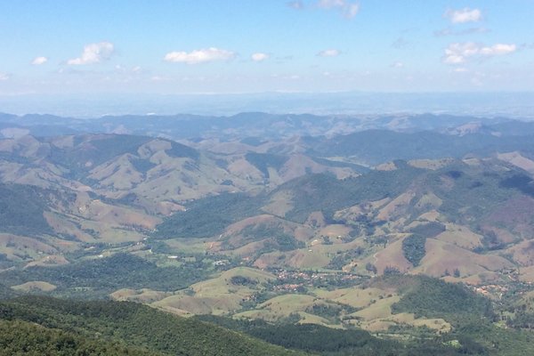 File:Serra Azul-SP, Família Xavier - panoramio.jpg - Wikimedia Commons