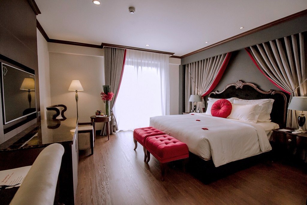 The Scarlett Boutique Hotel, hotell i Hue