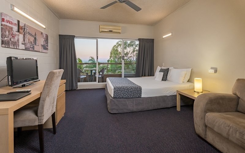 Queen Deluxe room