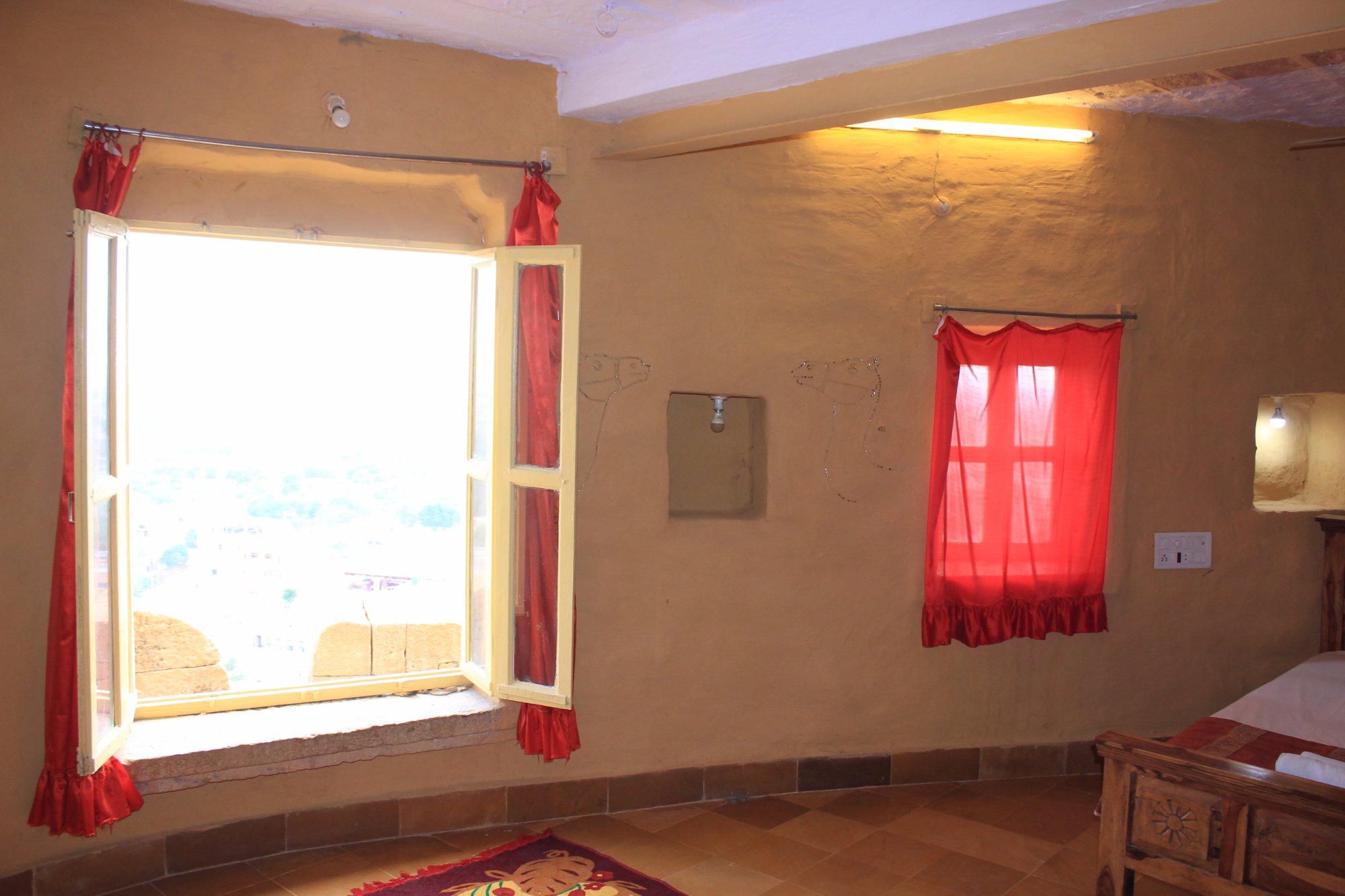 Hotel photo 12 of Mud Mirror Guest House.
