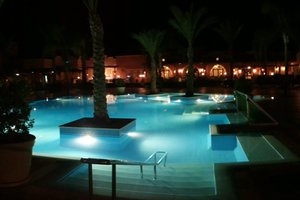 Room & Suite