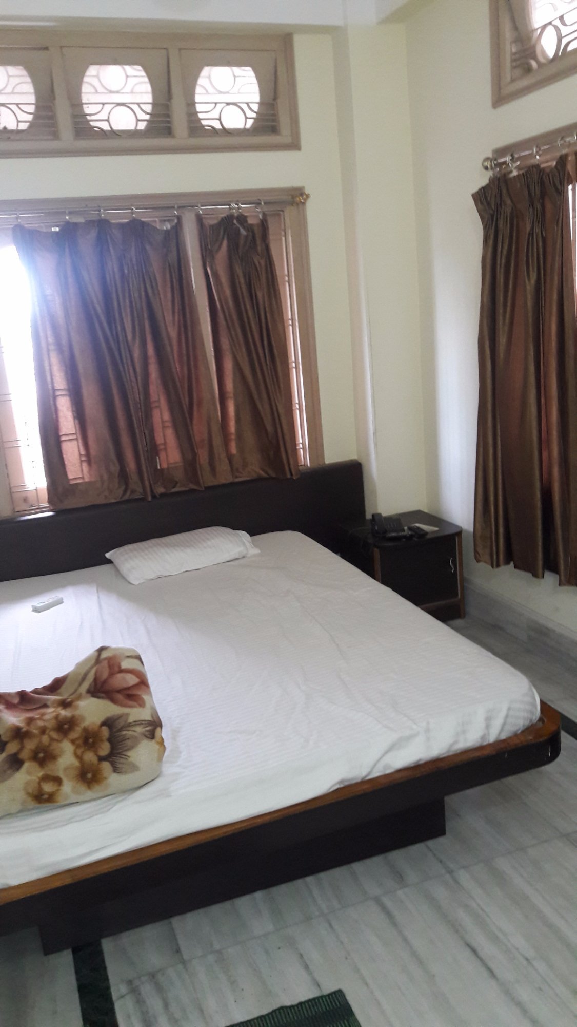 Hotel Seven Brothers Lodge Reviews Kokrajhar India