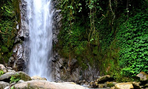 Come and visit this beautiful waterfalls.  Enjoy but be a responsible traveler.. (Taken 10-9-201