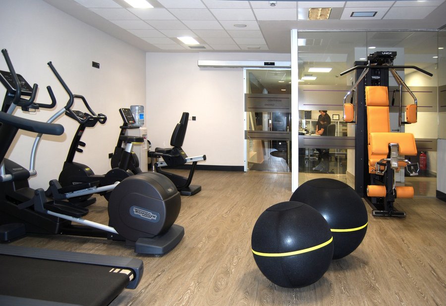 Fotos Y Opiniones Del Gimnasio Del Mercure Bilbao Jardines De Albia Tripadvisor