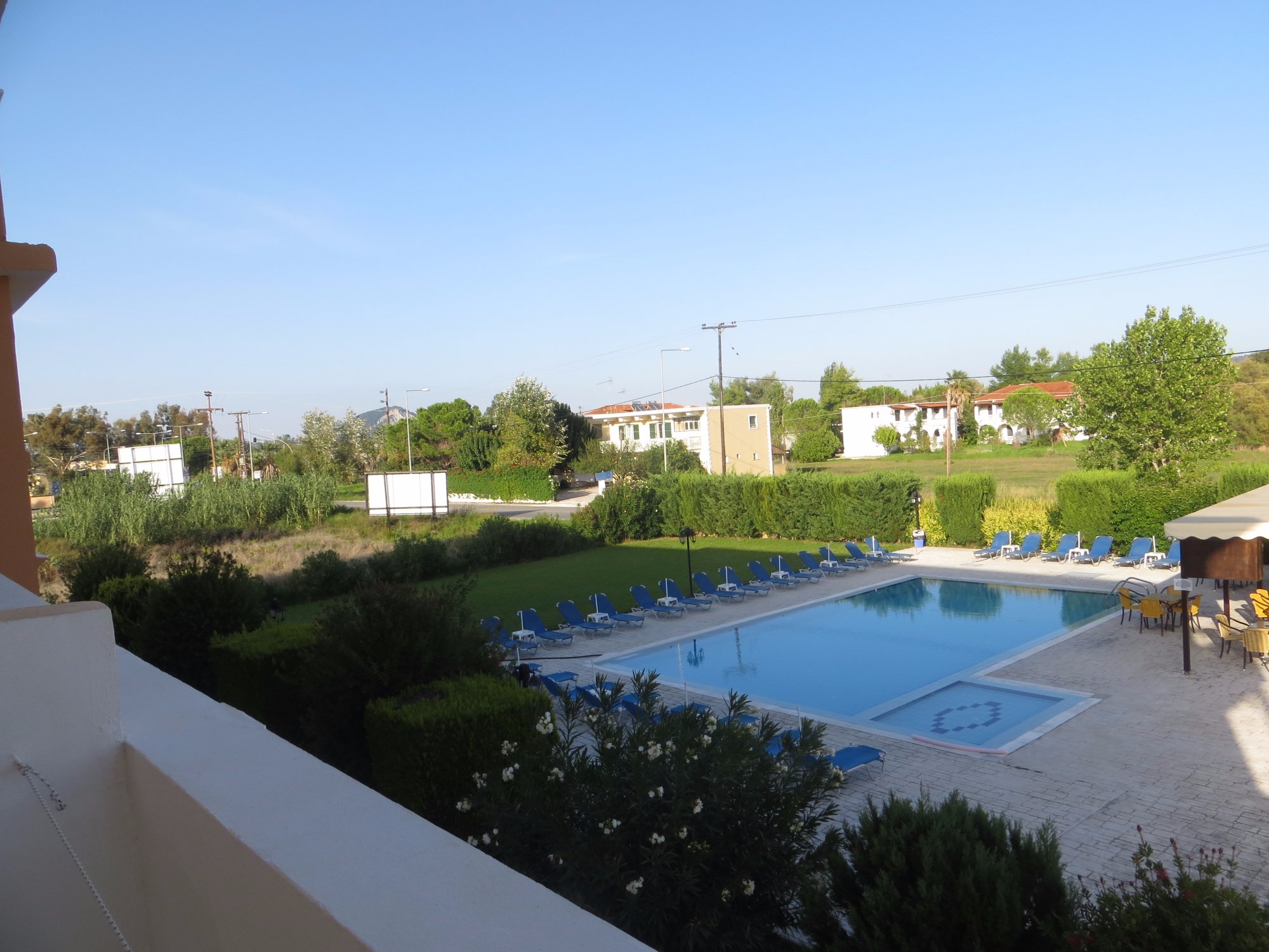 Derekas apartments sales zante